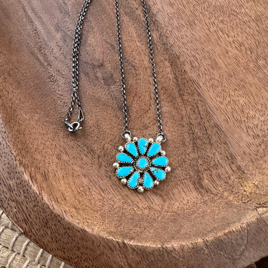 Kingman Turquoise Flower Neckalce