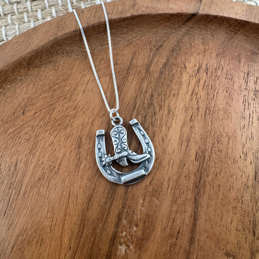 Horseshoe Charm Neckalce